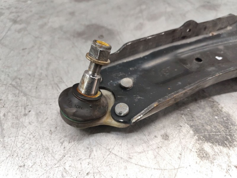 Recambio de brazo suspension inferior delantero izquierdo para renault grand scénic iii (jz0/1_) 1.5 dci referencia OEM IAM   