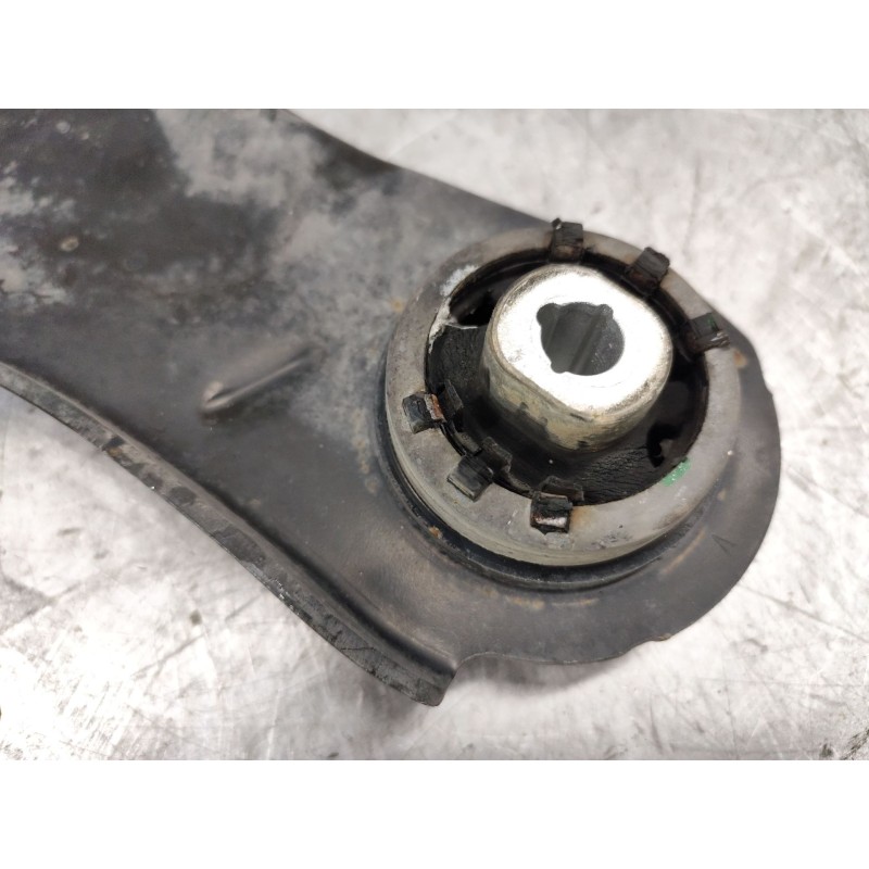Recambio de brazo suspension inferior delantero izquierdo para renault grand scénic iii (jz0/1_) 1.5 dci referencia OEM IAM   