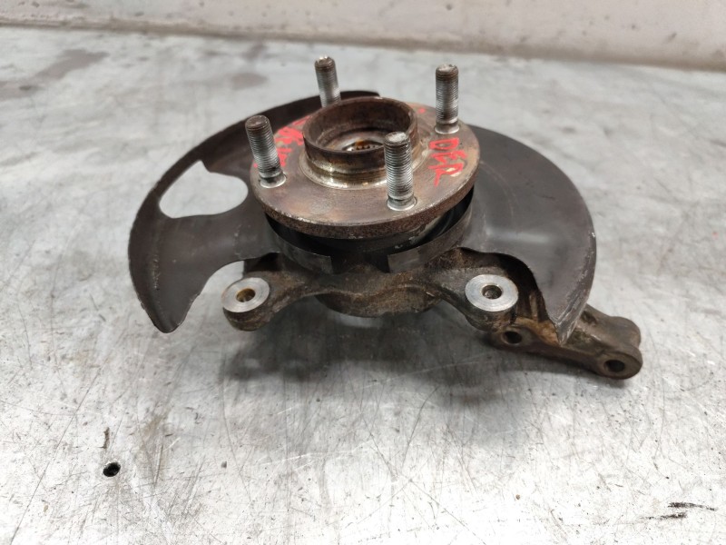 Recambio de mangueta delantera derecha para nissan almera (n15) gx referencia OEM IAM   