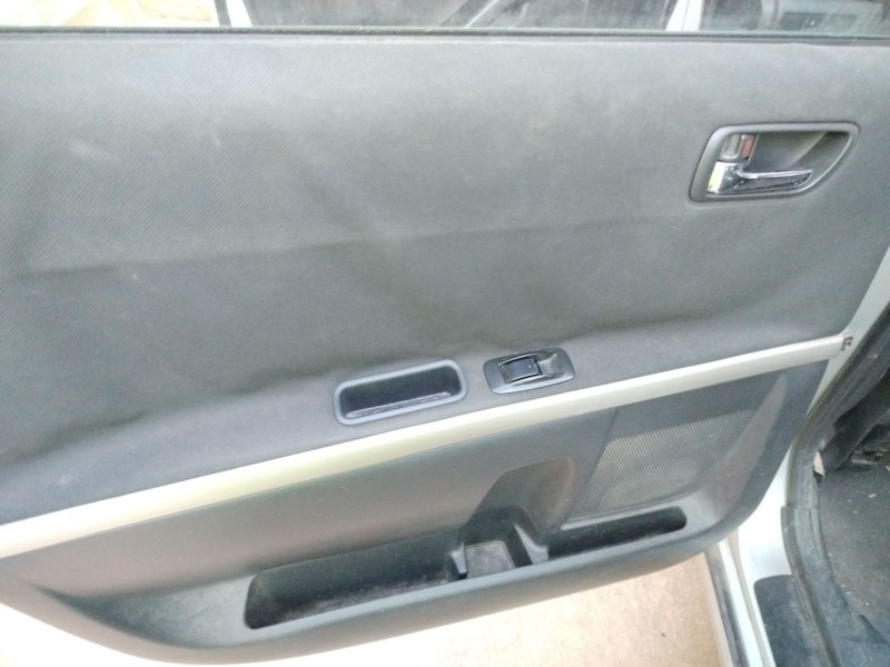 toyota corolla verso (r1) del año 2005