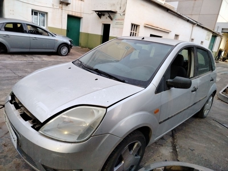 ford fiesta (cbk) del año 2001