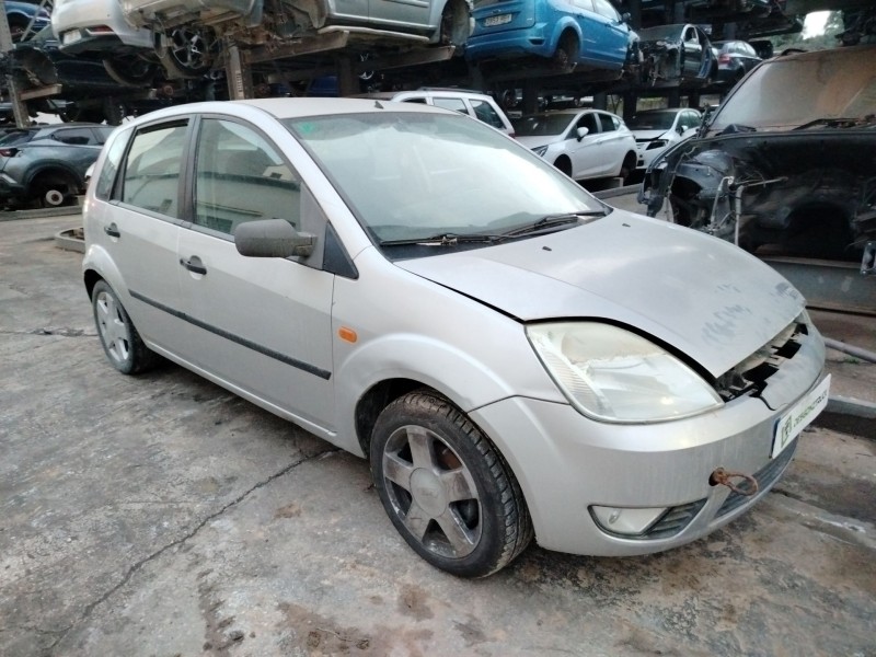 ford fiesta (cbk) del año 2001
