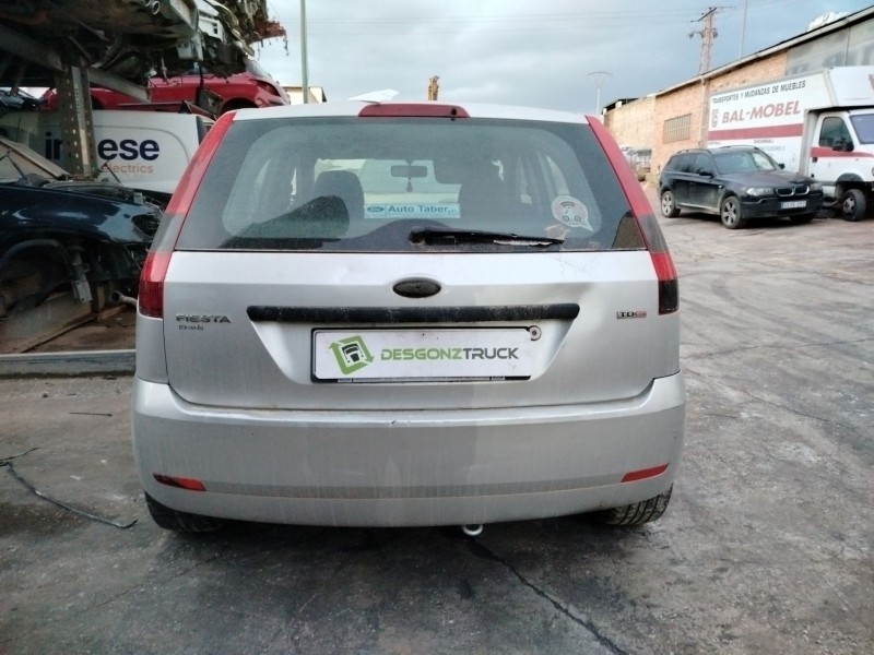 ford fiesta (cbk) del año 2001