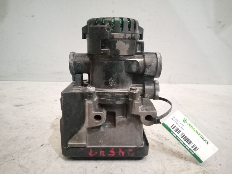 Recambio de valvula aire para man tgx 18.xxx referencia OEM IAM 81521066049 VALVULA EBS K021204