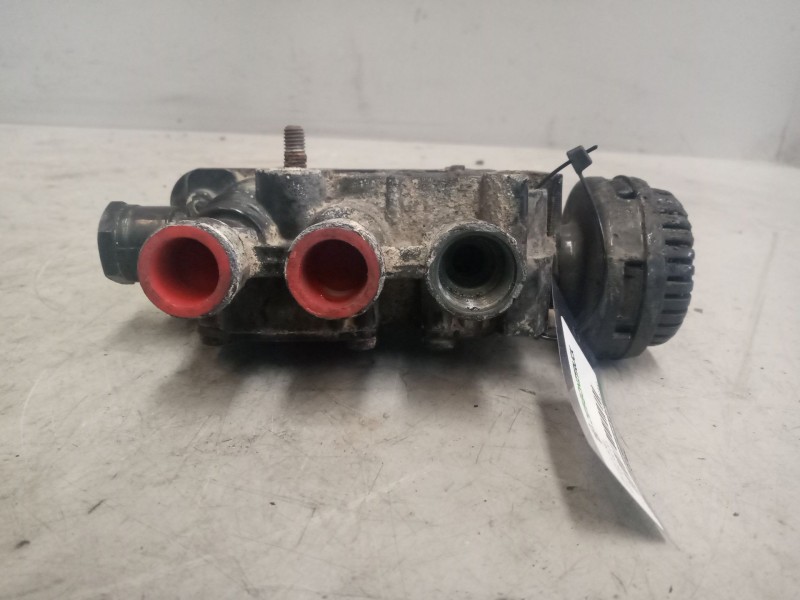 Recambio de valvula aire para man tgx 18.xxx referencia OEM IAM 4728800300  