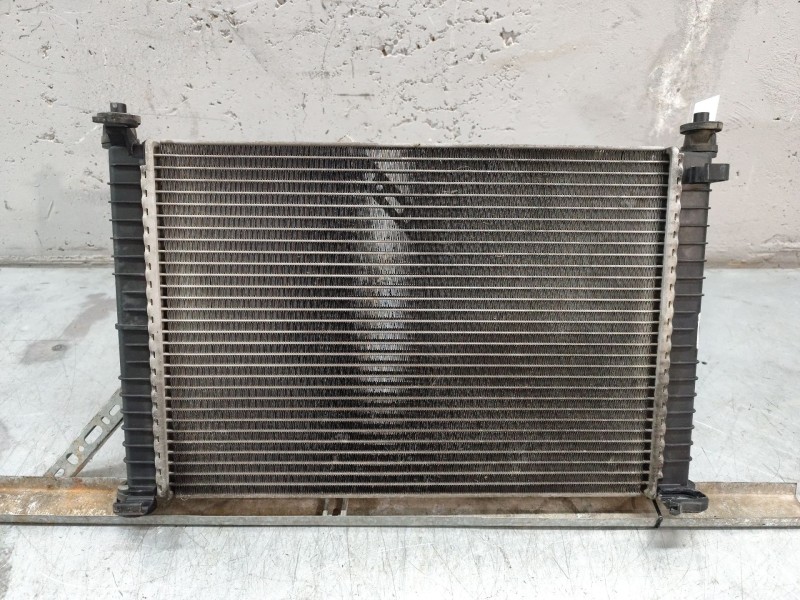 Recambio de radiador agua para ford fiesta (cbk) ambiente referencia OEM IAM 2S6H8005BB  