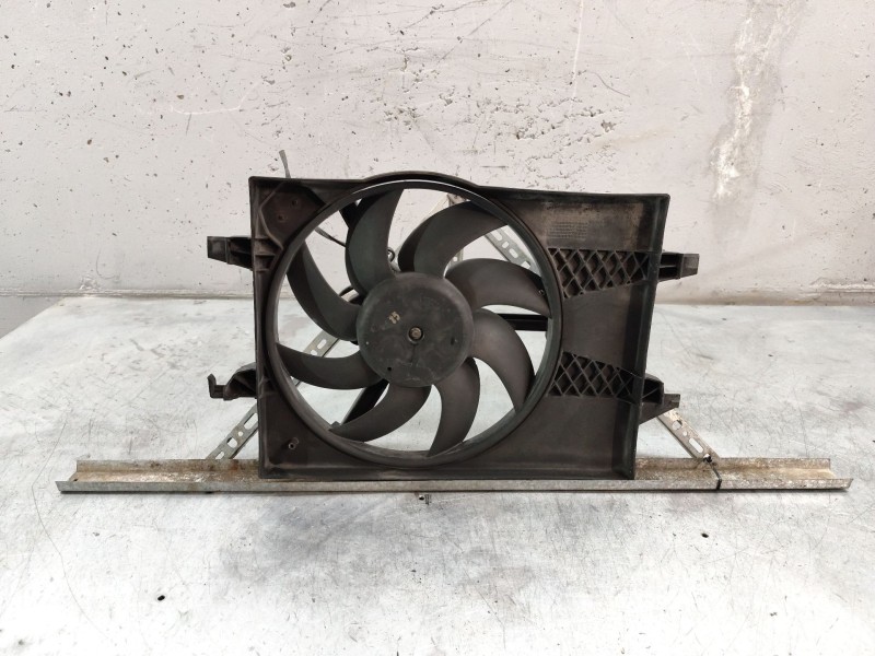 Recambio de electroventilador para ford fiesta (cbk) ambiente referencia OEM IAM 4S6H8C607AA  