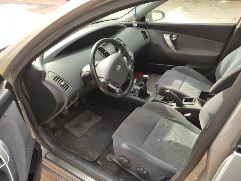 nissan primera berlina (p12) del año 2006