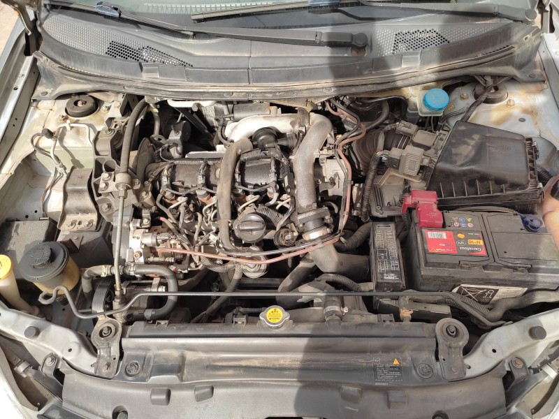 nissan primera berlina (p12) del año 2006