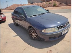 mitsubishi carisma berlina 5 (da0) del año 2001 2