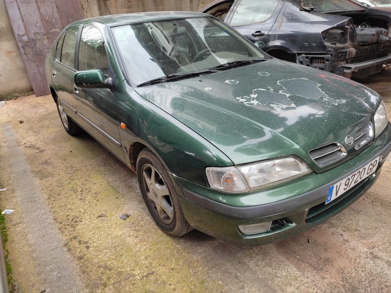 nissan primera berlina (p11) del año 1999