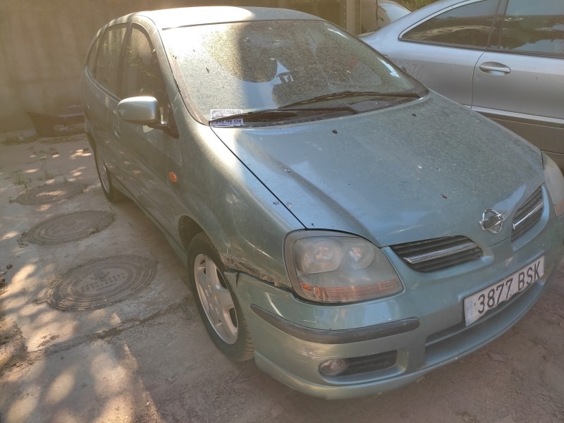 nissan almera tino (v10m) del año 2002