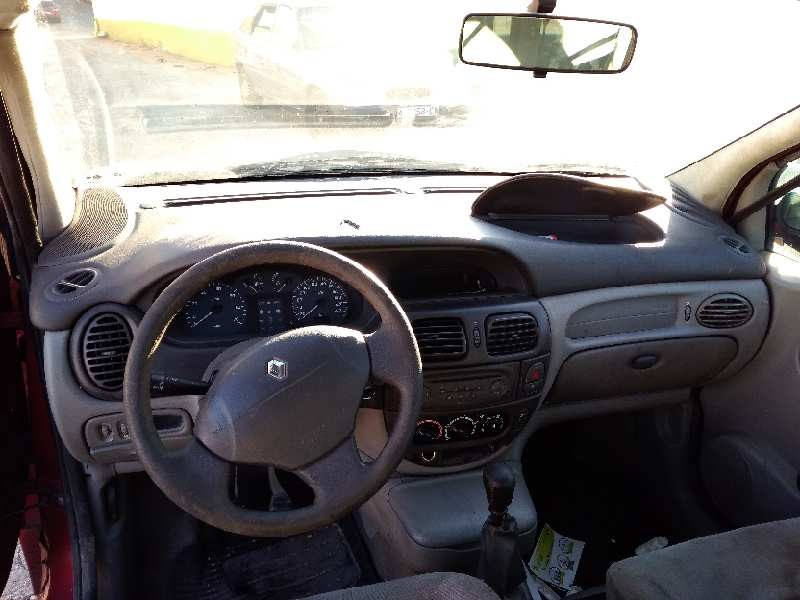 renault scenic (ja..) del año 2002