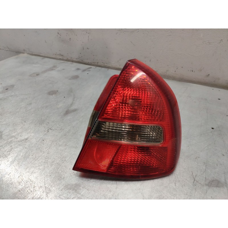 Recambio de piloto trasero derecho para mitsubishi carisma berlina 5 (da0) 1900 di-d comfort referencia OEM IAM   