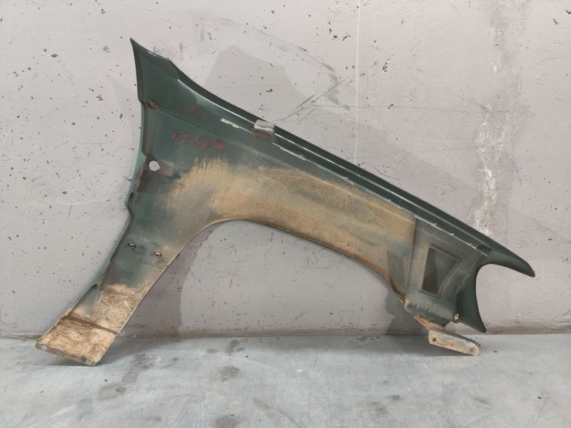 Recambio de aleta delantera izquierda para jeep gr.cherokee (wj/wg) 3.1 td laredo referencia OEM IAM   