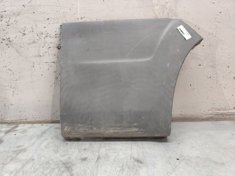 Recambio de puntera paragolpes trasera derecha para peugeot boxer furgoneta 2.0 bluehdi 130 referencia OEM IAM 1305768070  