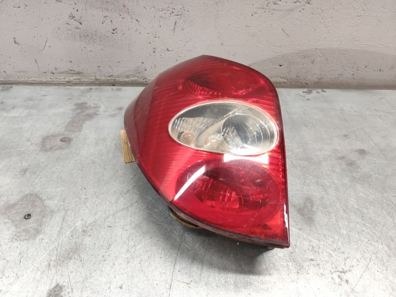 Recambio de piloto trasero izquierdo para renault laguna ii grandtour (kg0) referencia OEM IAM   