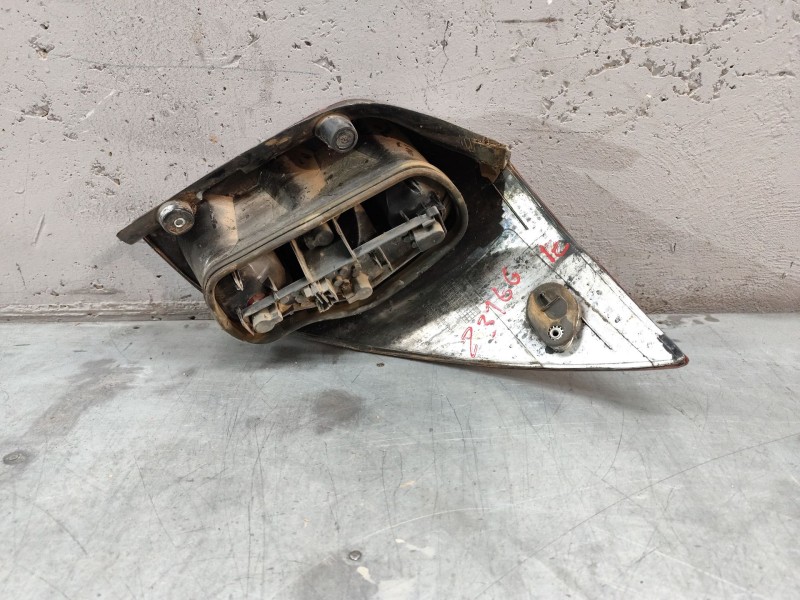 Recambio de piloto trasero izquierdo para renault laguna ii grandtour (kg0) referencia OEM IAM   