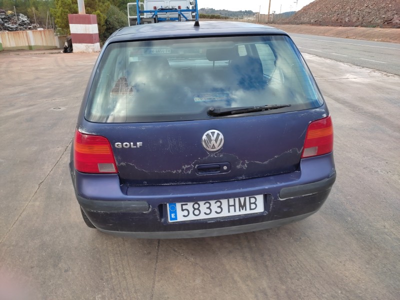 volkswagen golf iv berlina (1j1) del año 2001
