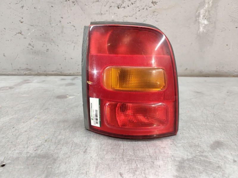 Recambio de piloto trasero izquierdo para nissan micra (k11) básico referencia OEM IAM   