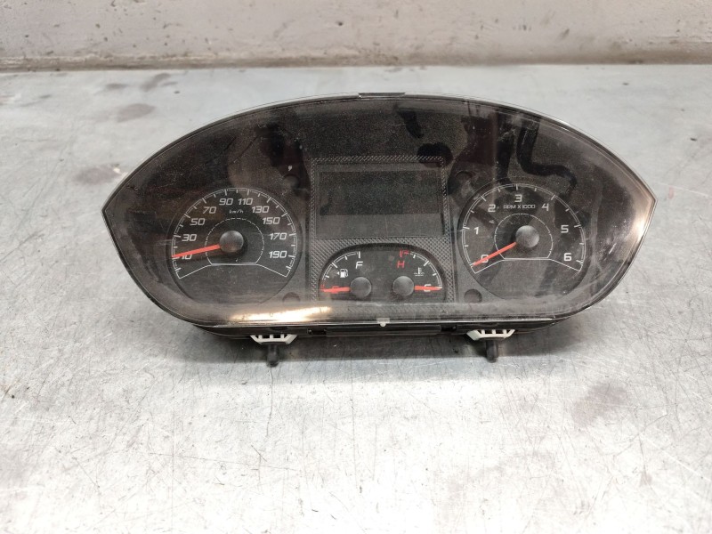 Recambio de cuadro instrumentos para peugeot boxer furgoneta 2.0 bluehdi 130 referencia OEM IAM 1385914080  