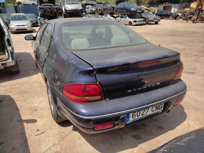 chrysler stratus berlina (ja) del año 1999