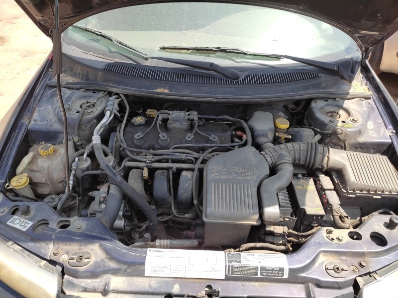 chrysler stratus berlina (ja) del año 1999