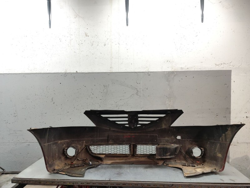 Recambio de paragolpes delantero para dacia logan ambiance referencia OEM IAM   