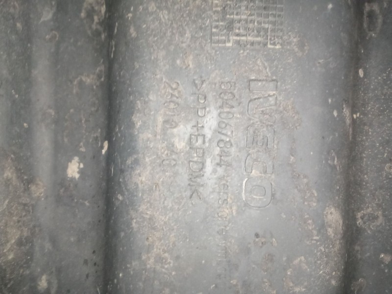 Recambio de guardabarros delantero izquierdo para iveco stralis (as) 12.9 diesel referencia OEM IAM 504067844  