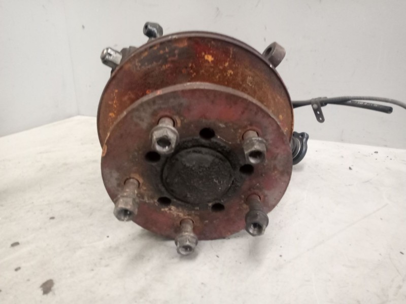 Recambio de buje delantero para nissan cabstar 01.04  3.0 diesel referencia OEM IAM 402049X201  