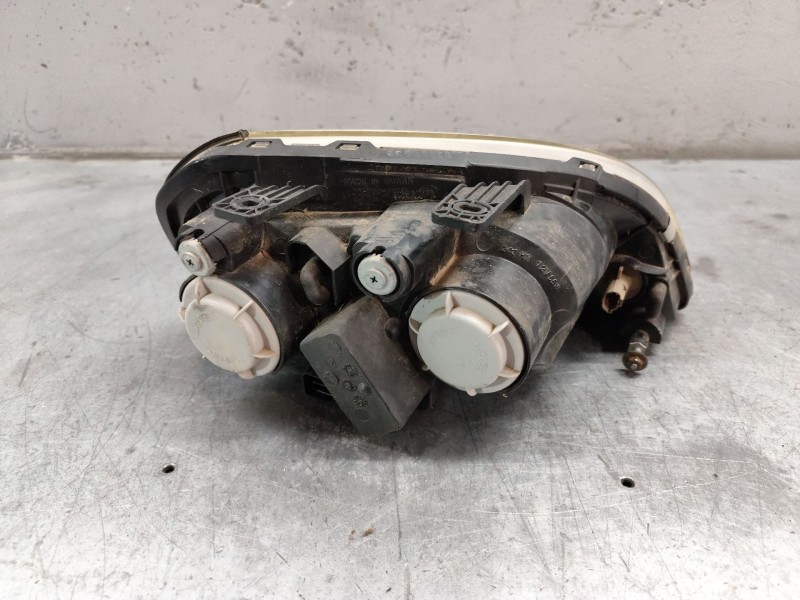 Recambio de faro izquierdo para daewoo nubira berlina cdx referencia OEM IAM   