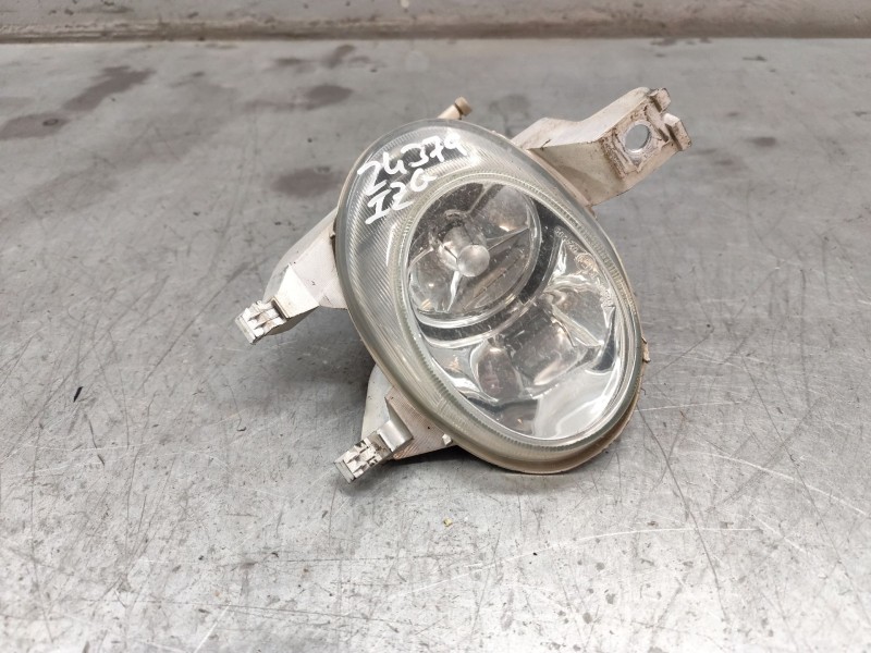 Recambio de faro antiniebla izquierdo para peugeot 206 berlina 1.4 hdi referencia OEM IAM   