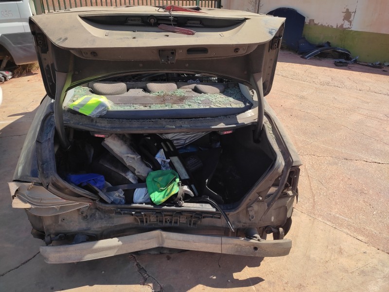 mercedes-benz clase e (w211) berlina del año 2002