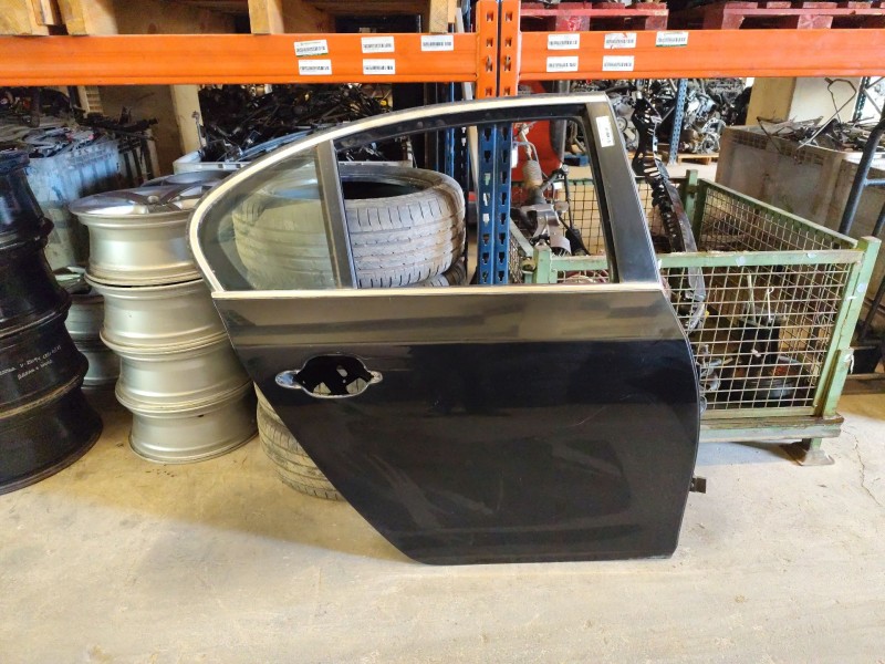Recambio de puerta trasera derecha para bmw serie 5 berlina (e60) 520d referencia OEM IAM   