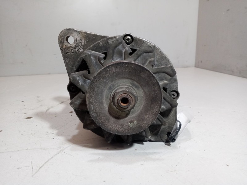 Recambio de alternador para nissan l35.08 ...... referencia OEM IAM 9120144606  14V/23/55A/BOSCH