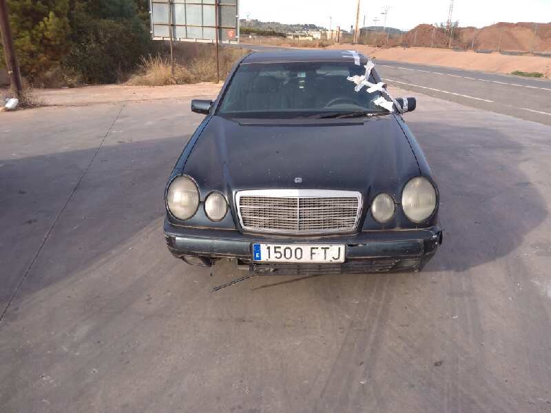 mercedes-benz clase e (w210) berlina diesel del año 1995