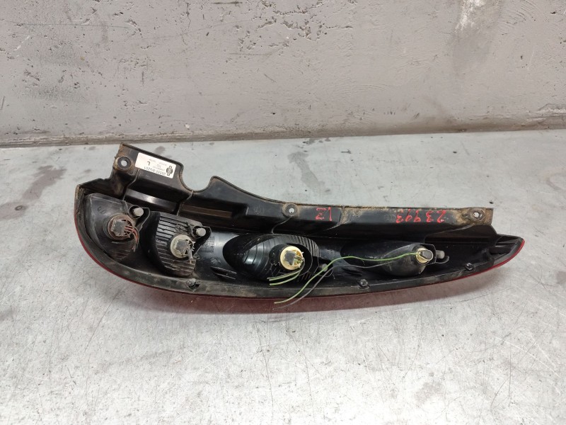 Recambio de piloto trasero izquierdo para nissan almera tino (v10) 2.2 dci referencia OEM IAM   
