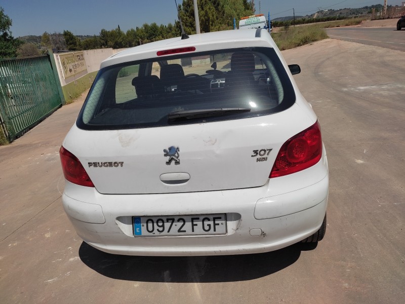 peugeot 307 berlina (s2) del año 2006