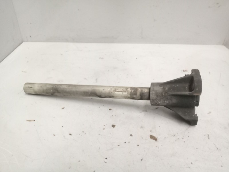 Recambio de soporte guardabarros trasero para renault magnum ab 2005 12.8 diesel referencia OEM IAM   DERECHO