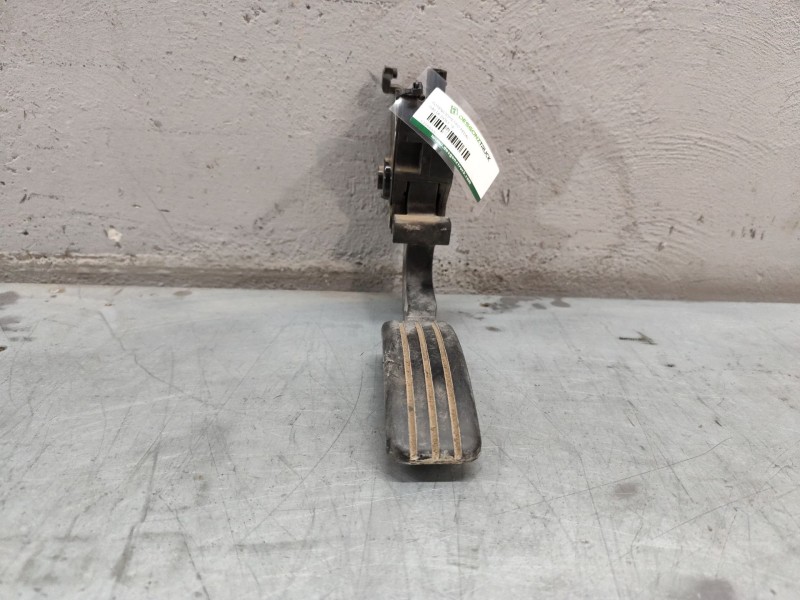 Recambio de potenciometro pedal para dacia dokker essential referencia OEM IAM 180022278R  6 PINS