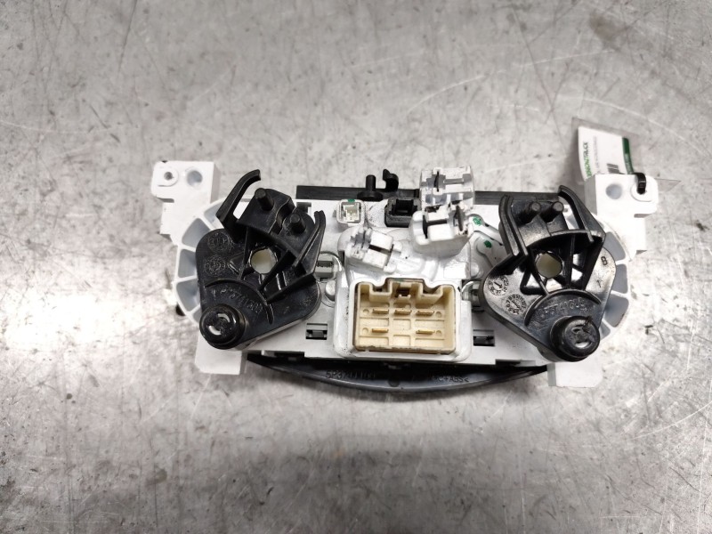 Recambio de mando calefaccion / aire acondicionado para dacia dokker essential referencia OEM IAM 5P3741700  