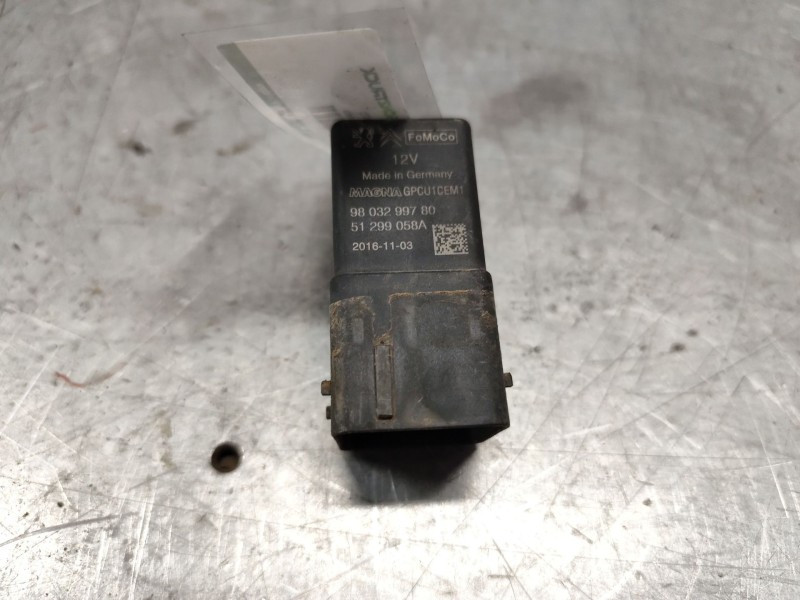 Recambio de caja precalentamiento para peugeot boxer furgoneta 2.0 bluehdi 130 referencia OEM IAM 9803299780  