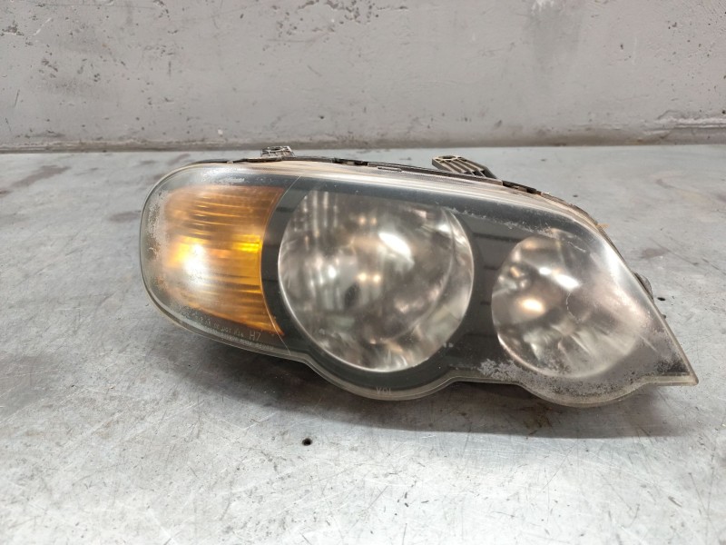 Recambio de faro derecho para kia shuma ii 1.6 ls 4 berlina referencia OEM IAM   