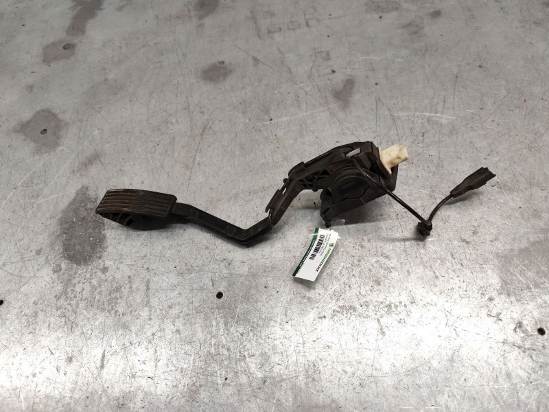 Recambio de potenciometro pedal para citroën c5 berlina collection referencia OEM IAM 9650341780  4 PINS