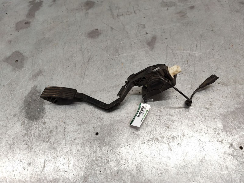 Recambio de potenciometro pedal para citroën c5 berlina collection referencia OEM IAM 9650341780  4 PINS