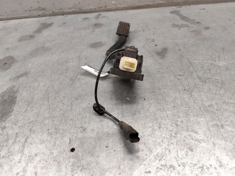 Recambio de potenciometro pedal para citroën c5 berlina collection referencia OEM IAM 9650341780  4 PINS