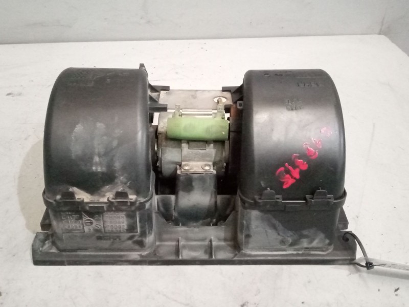 Recambio de motor calefaccion para renault magnum 4xx.18/4xx.26 02  12.0 diesel referencia OEM IAM 5001829115  