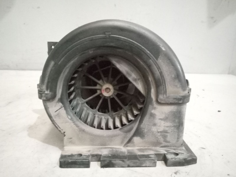 Recambio de motor calefaccion para renault magnum 4xx.18/4xx.26 02  12.0 diesel referencia OEM IAM 5001829115  