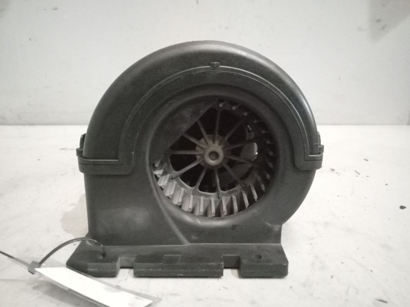 Recambio de motor calefaccion para renault magnum 4xx.18/4xx.26 02  12.0 diesel referencia OEM IAM 5001829115  
