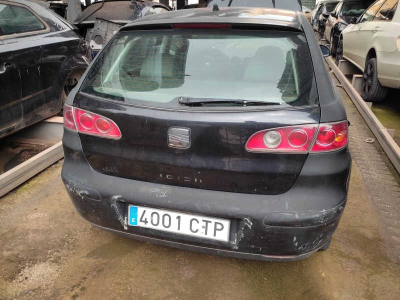 seat ibiza (6l1) del año 2004